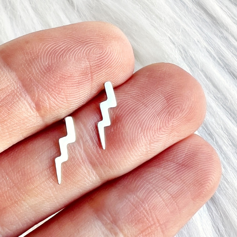 Tiny 925 Lightning Bolt STERLING SILVER Unisex Stud Earring Pair Bowie NEW